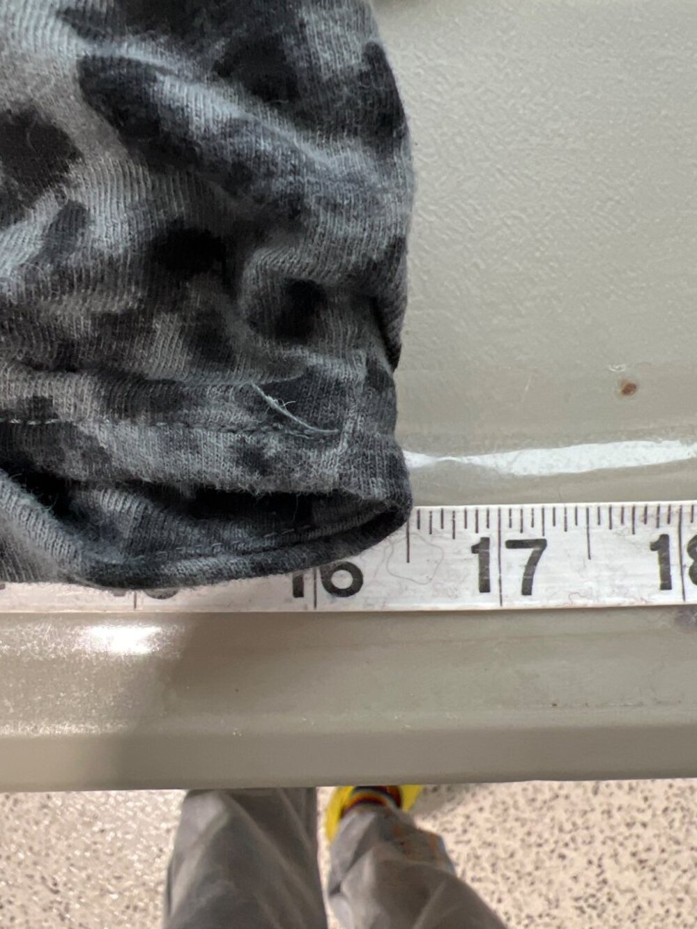 Old Navy Jumpsuit Medium Tall Sleeveless Leopard Animal Print Gray Black Trendy - Picture 8 of 9